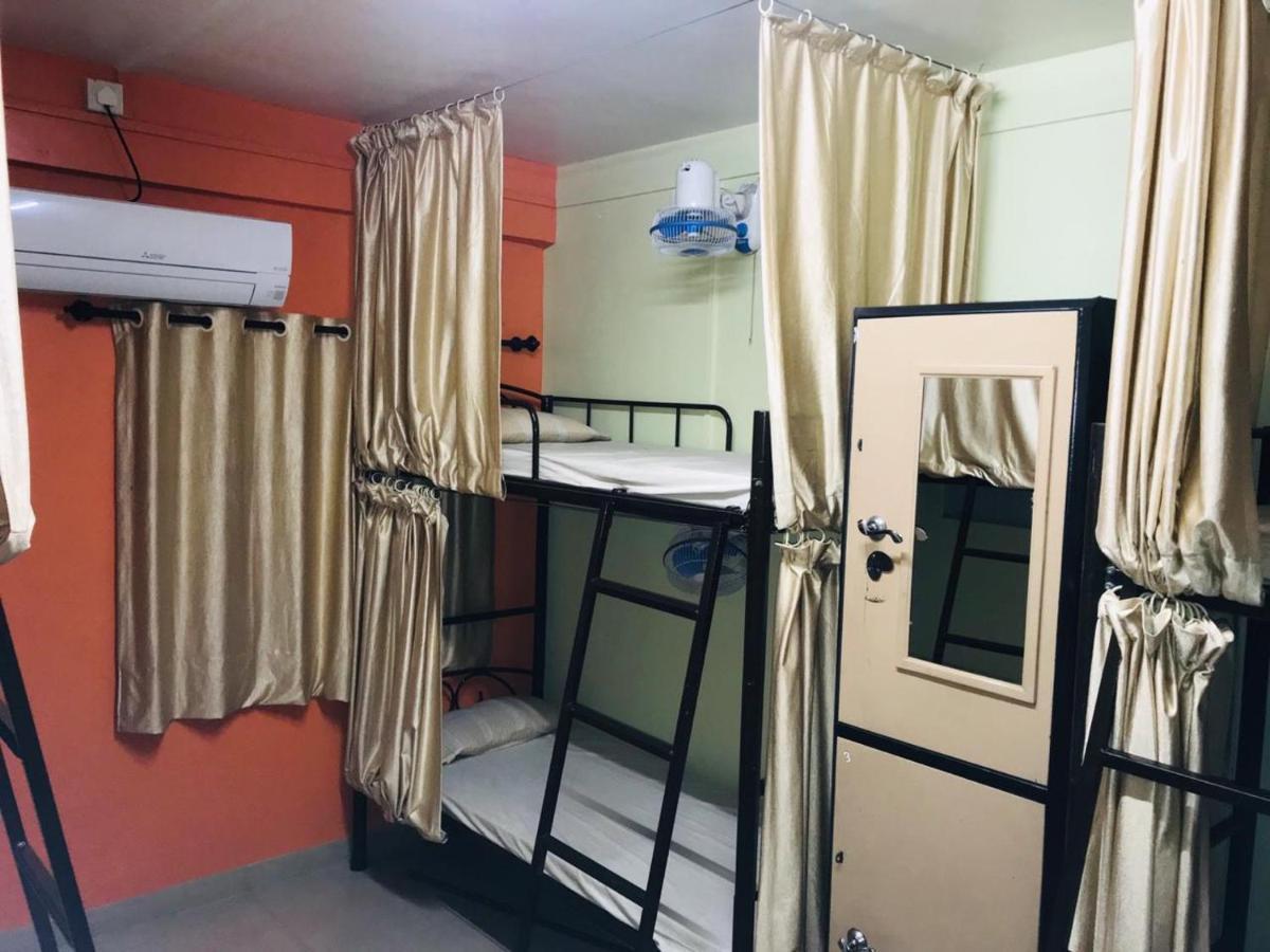 Ashirwad Guest House Пуна Экстерьер фото